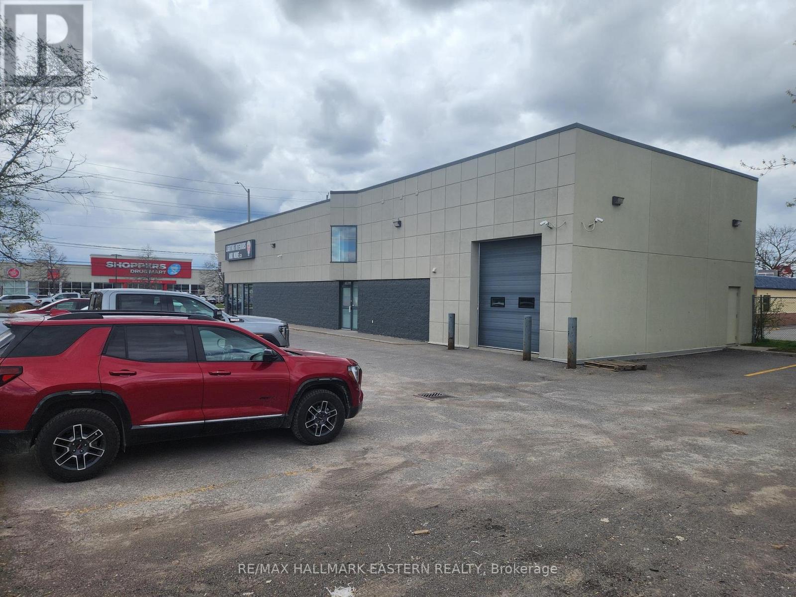 746 Lansdowne Street W, Peterborough (Otonabee Ward 1), Ontario  K9J 1Z3 - Photo 3 - X13115796