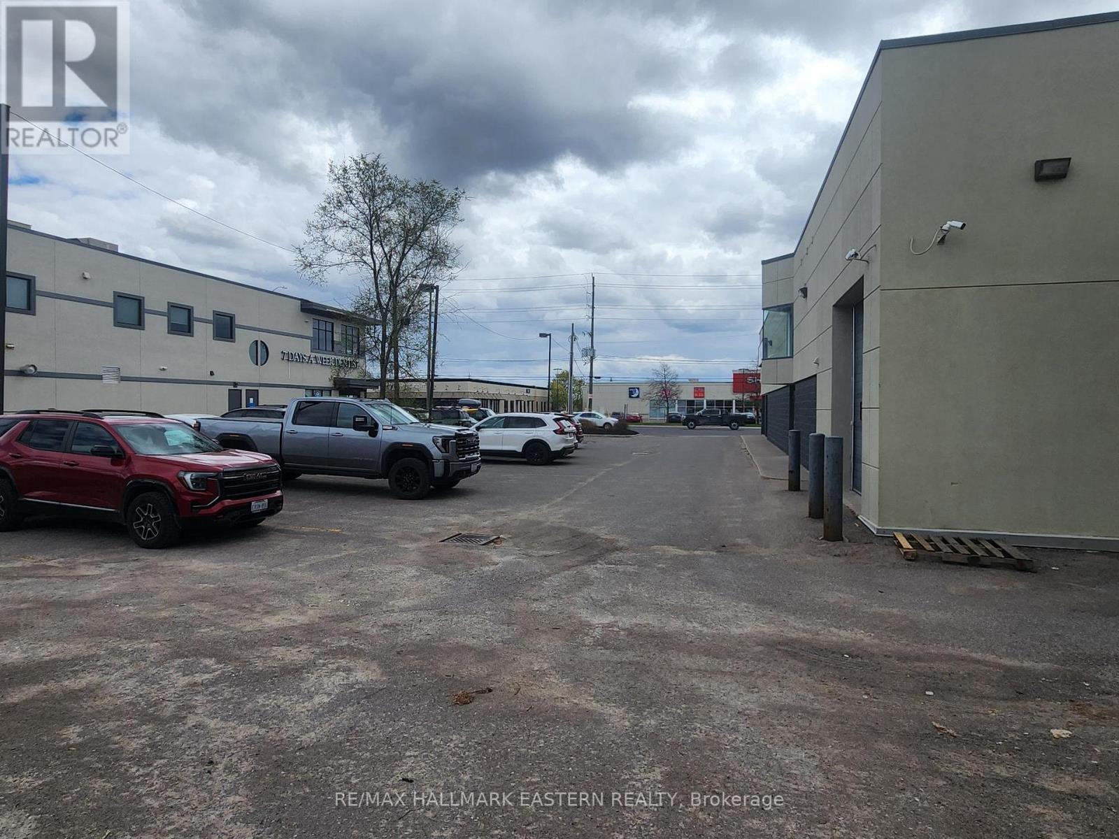 746 Lansdowne Street W, Peterborough (Otonabee Ward 1), Ontario  K9J 1Z3 - Photo 5 - X13115796