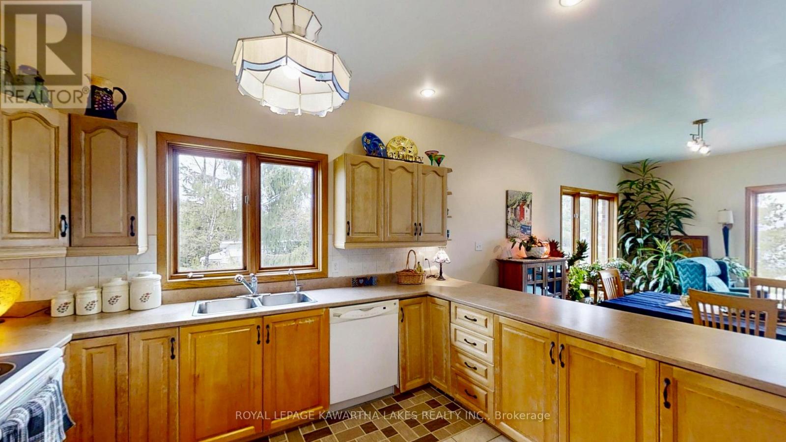 21 Emerald Street, Kawartha Lakes (Fenelon), Ontario  K9V 4R6 - Photo 18 - X13116588
