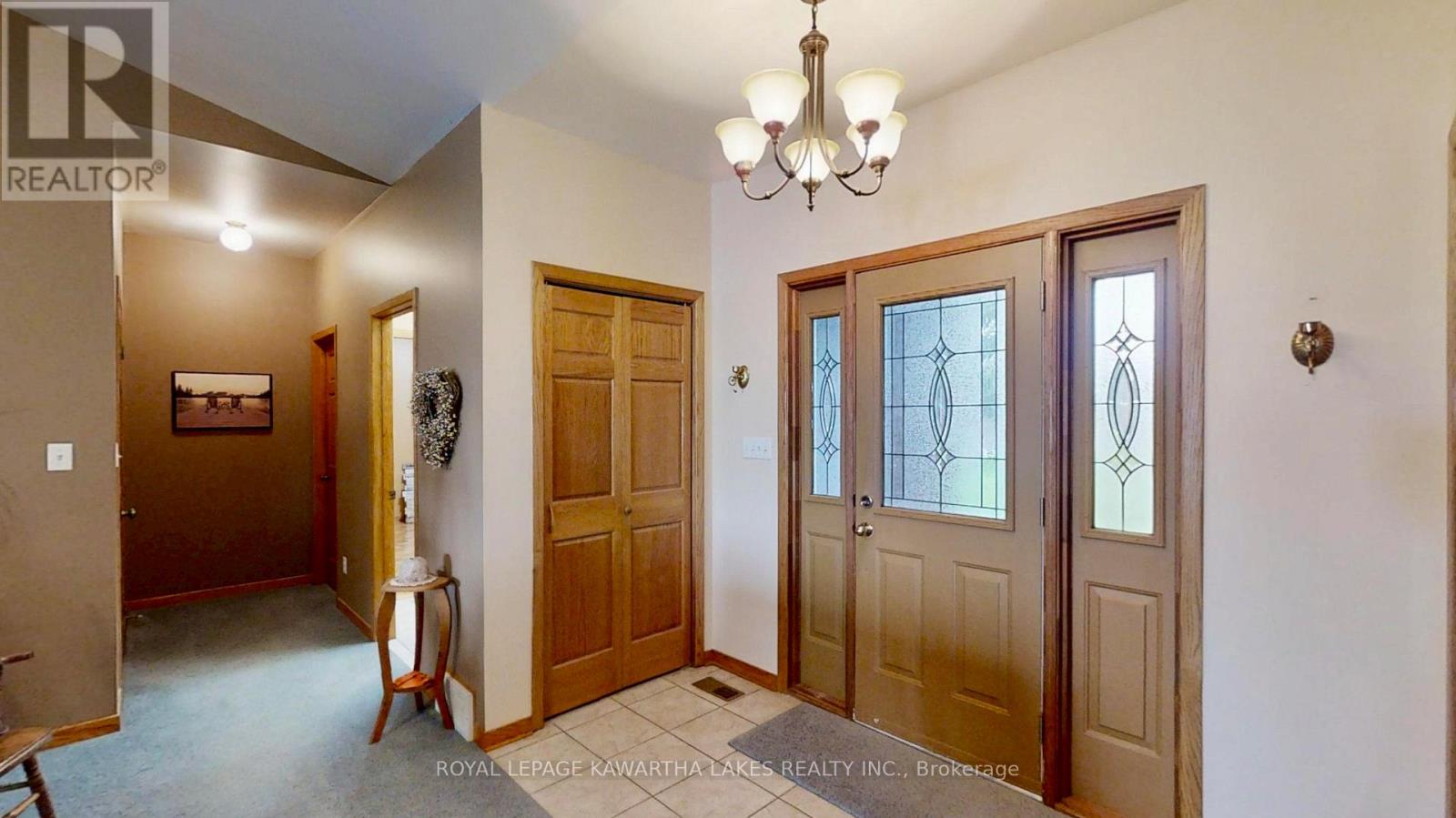 21 Emerald Street, Kawartha Lakes (Fenelon), Ontario  K9V 4R6 - Photo 4 - X13116588