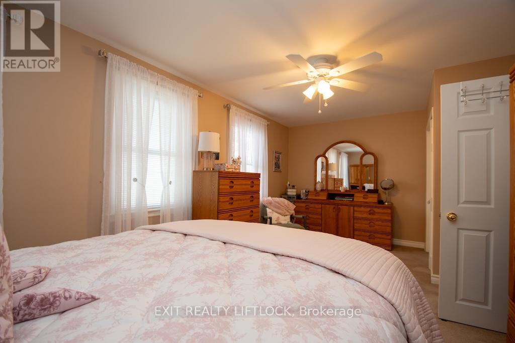 529 Shirley Avenue, Peterborough (Otonabee Ward 1), Ontario  K9J 5N9 - Photo 15 - X13117000