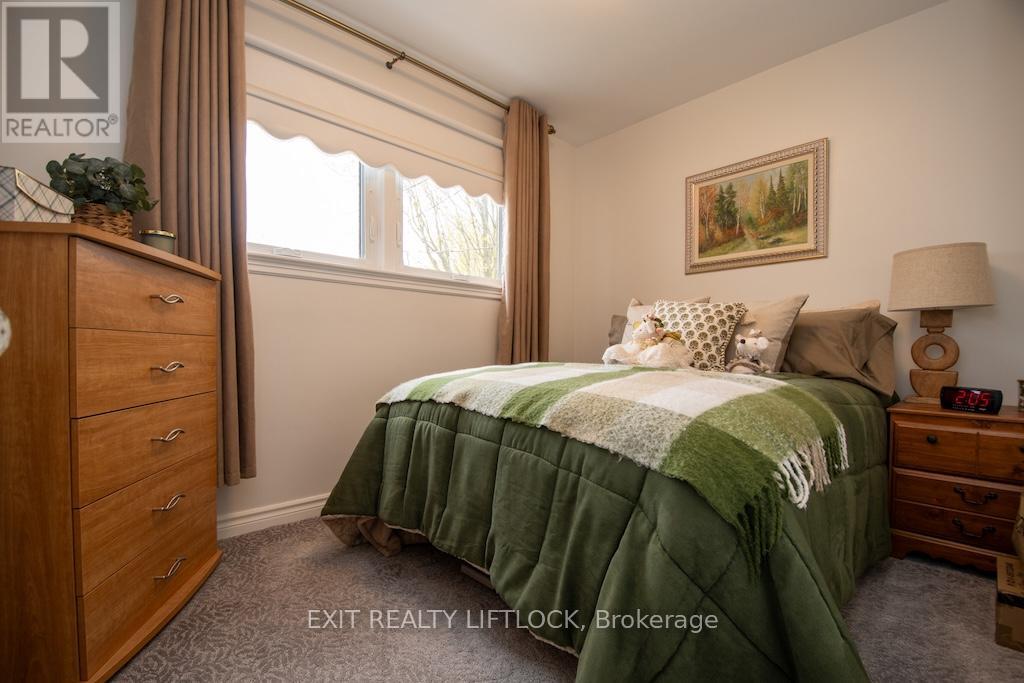 529 Shirley Avenue, Peterborough (Otonabee Ward 1), Ontario  K9J 5N9 - Photo 17 - X13117000