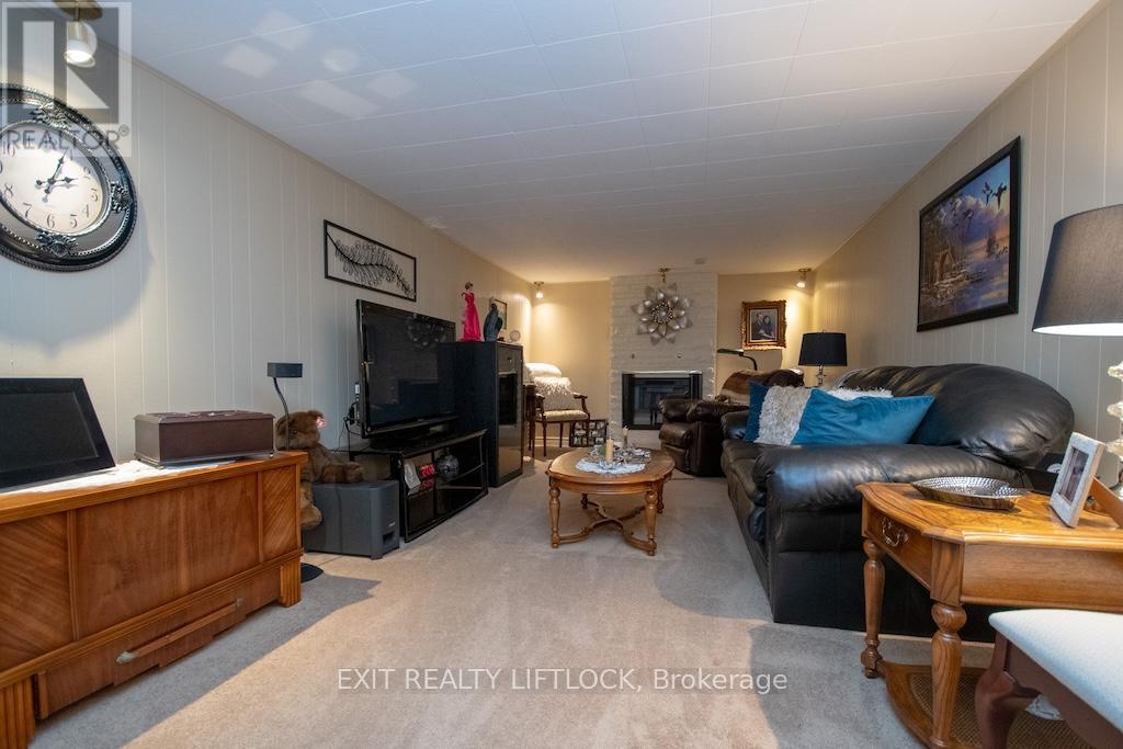 529 Shirley Avenue, Peterborough (Otonabee Ward 1), Ontario  K9J 5N9 - Photo 19 - X13117000