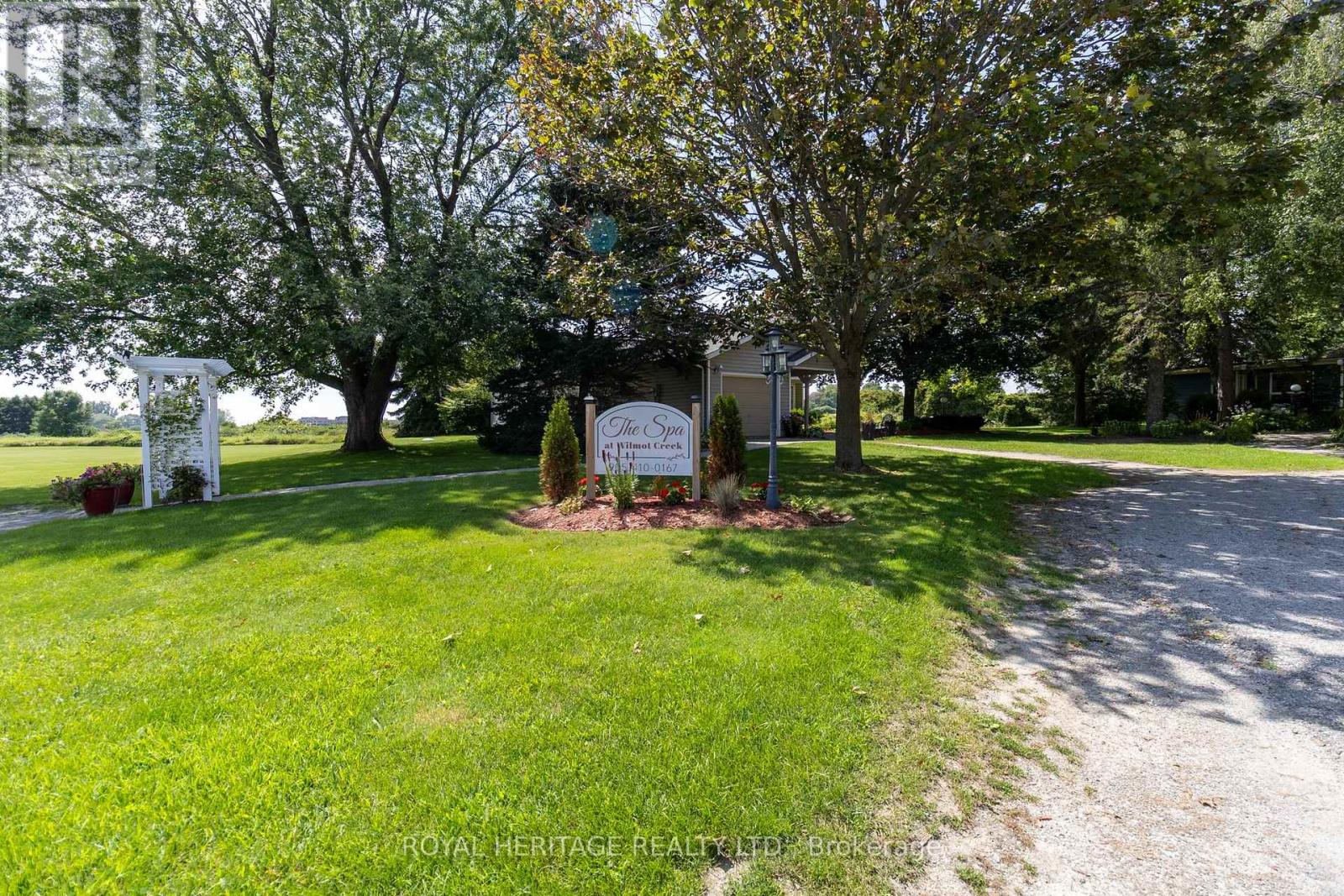 118 Bluffs Road, Clarington (Newcastle), Ontario  L1B 1A8 - Photo 32 - E13117368