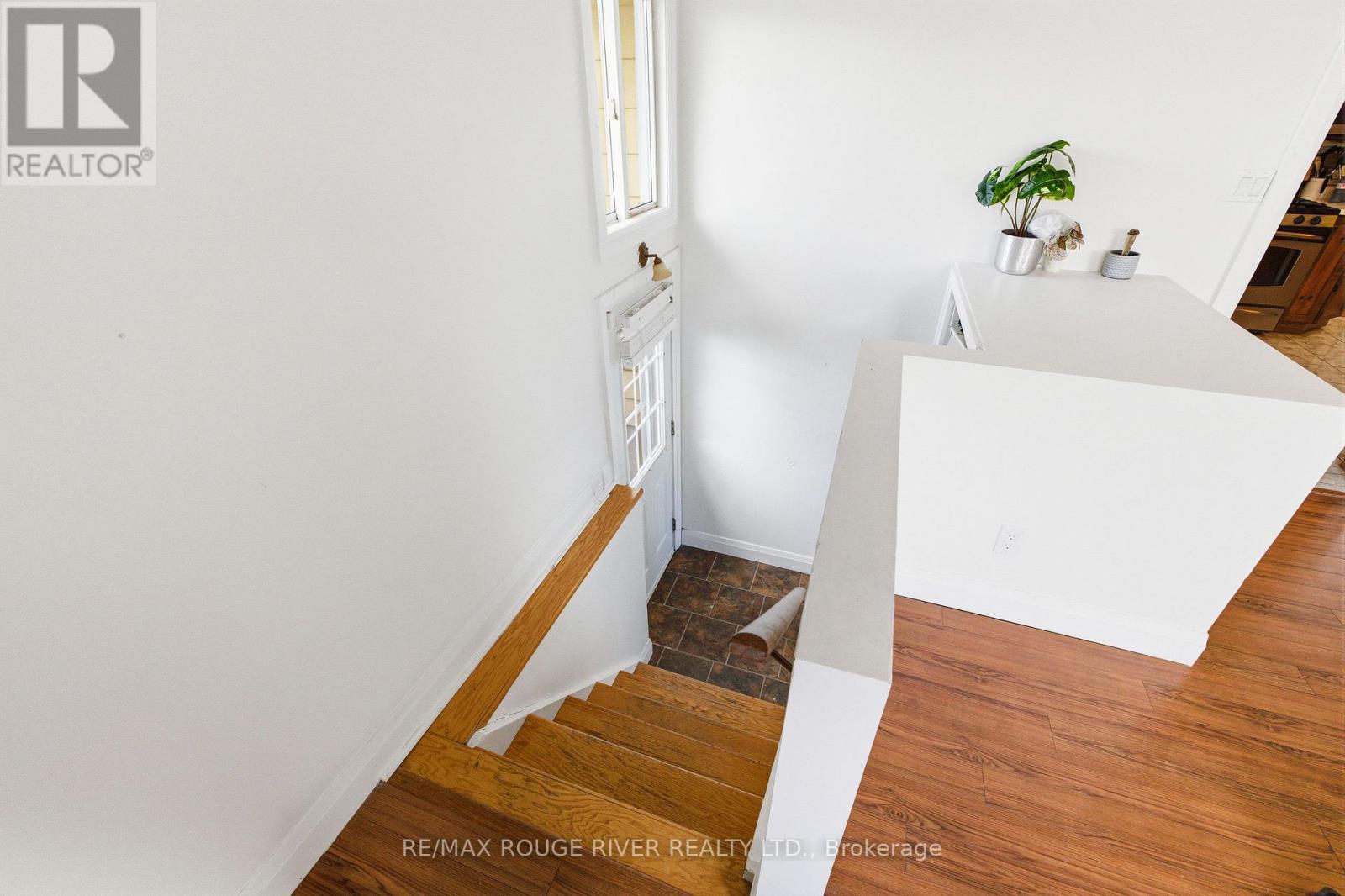 599 Otonabee Drive, Peterborough (Ashburnham Ward 4), Ontario  K9J 7X8 - Photo 6 - X13117730