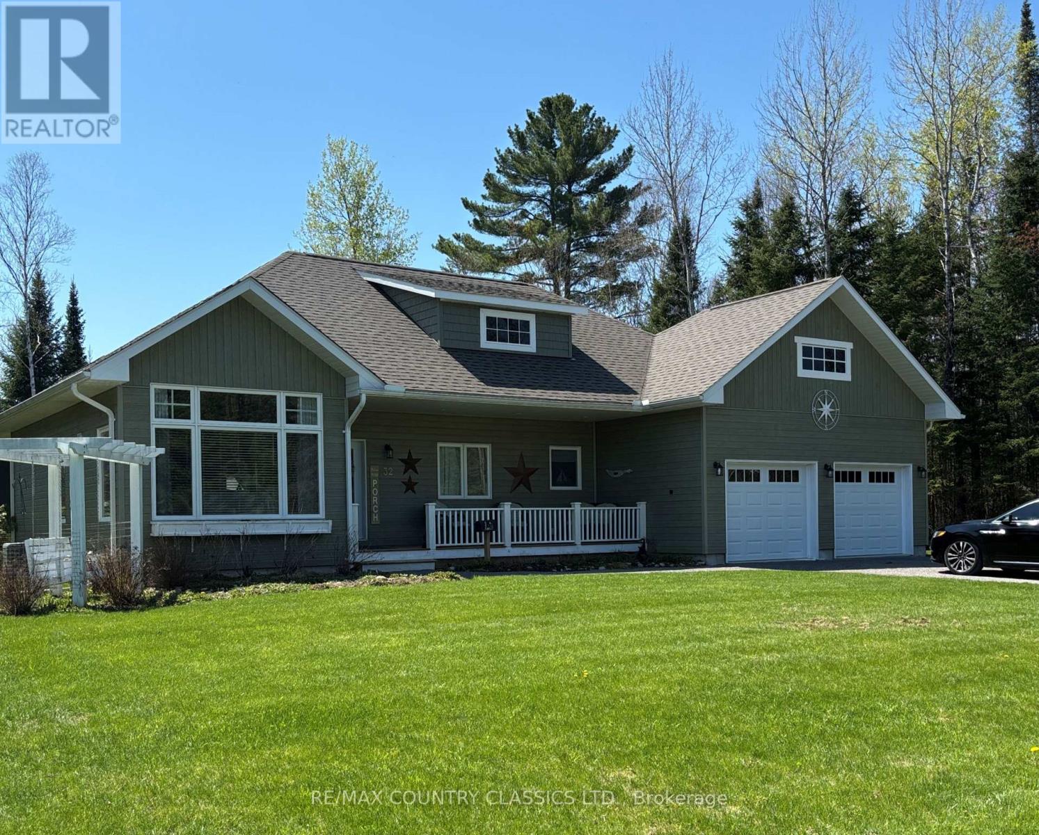 32 BANCROFT RIDGE DRIVE, bancroft (bancroft ward), Ontario