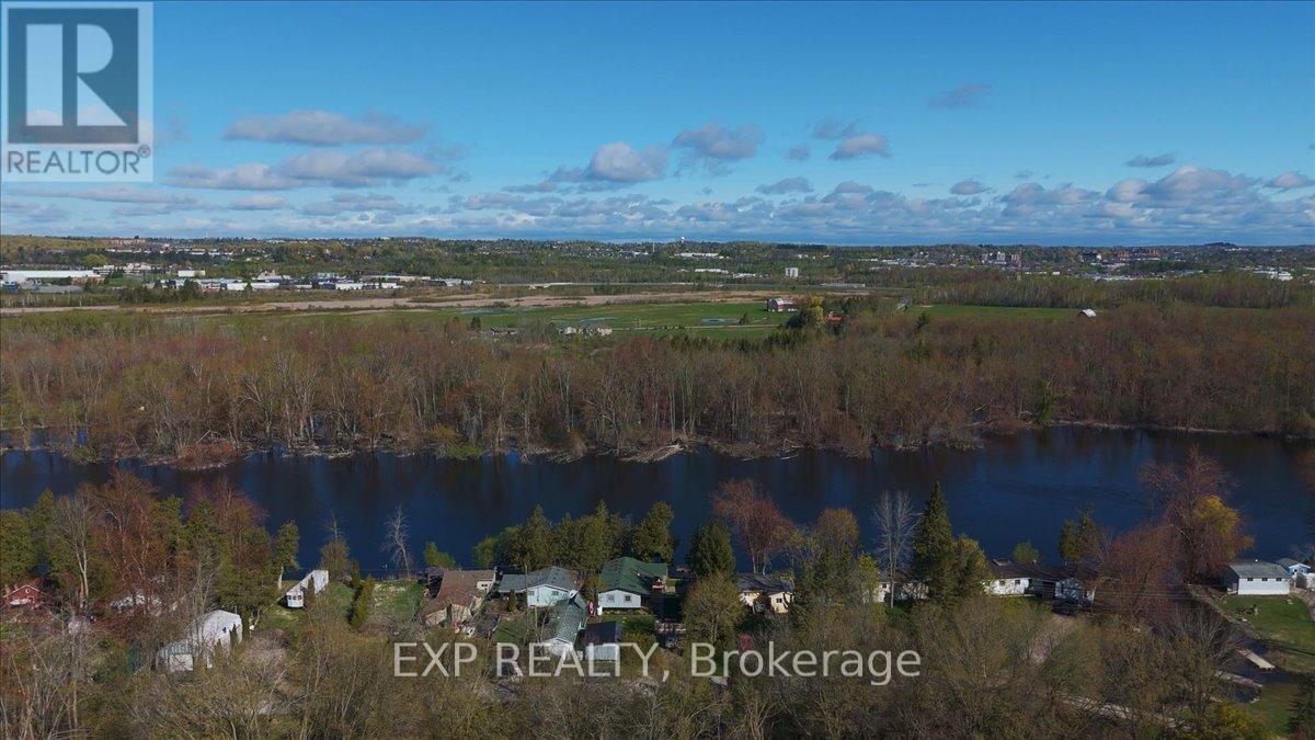 48 Willow Road, Otonabee-South Monaghan, Ontario  K9J 6Y3 - Photo 5 - X13118152