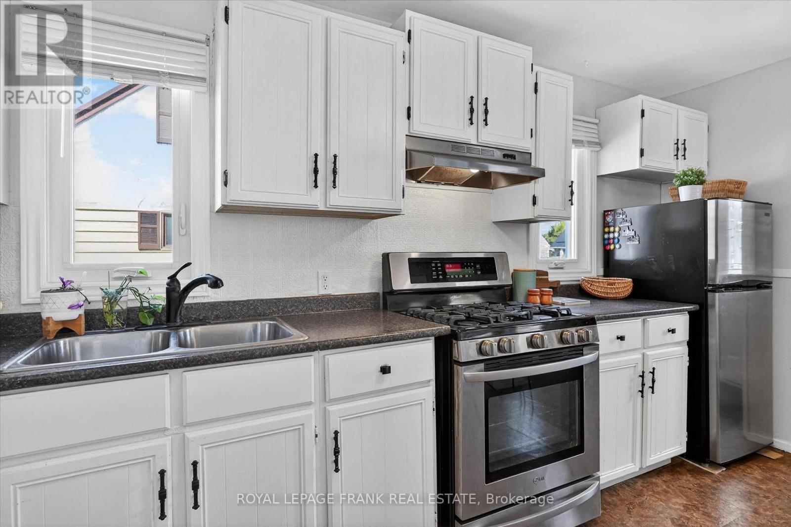 657 Mckellar Street, Peterborough (Otonabee Ward 1), Ontario  K9J 1R4 - Photo 10 - X13118824