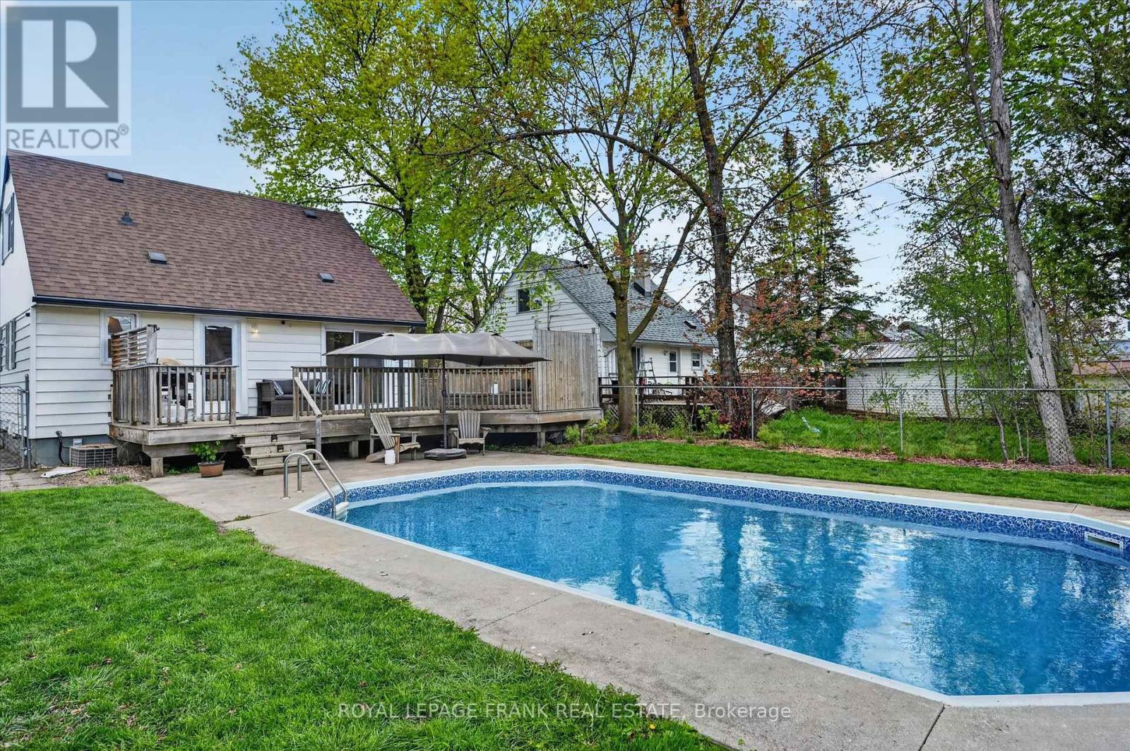 657 Mckellar Street, Peterborough (Otonabee Ward 1), Ontario  K9J 1R4 - Photo 34 - X13118824