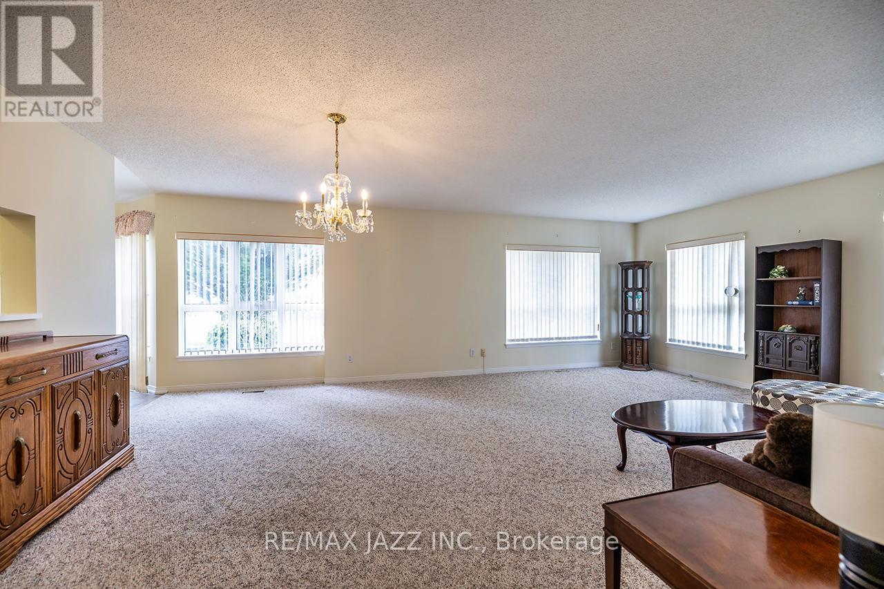 106 - 4 Heritage Way, Kawartha Lakes (Lindsay), Ontario  K9V 5Z2 - Photo 30 - X13119140