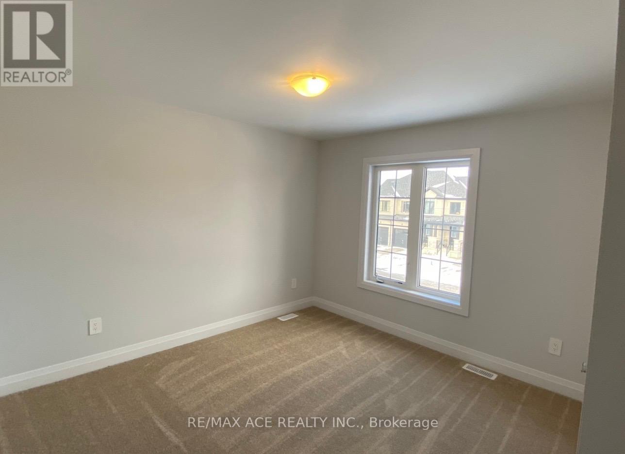 11 Corley Street, Kawartha Lakes (Lindsay), Ontario  K9V 6C2 - Photo 5 - X13119628
