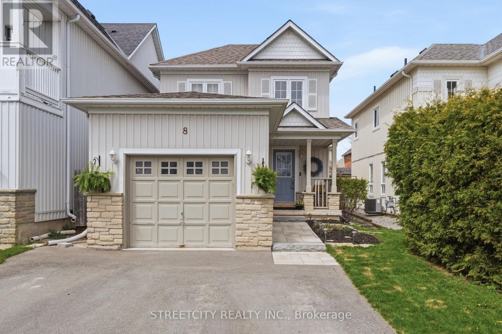 8 Shipley Avenue, Clarington (Newcastle), Ontario  L1B 1M6 - Photo 2 - E13120232