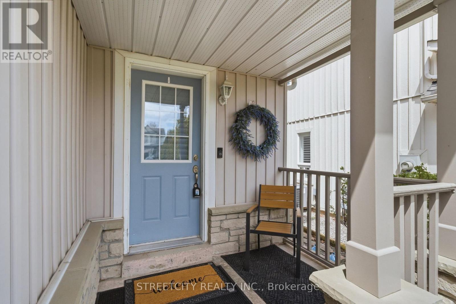 8 Shipley Avenue, Clarington (Newcastle), Ontario  L1B 1M6 - Photo 3 - E13120232