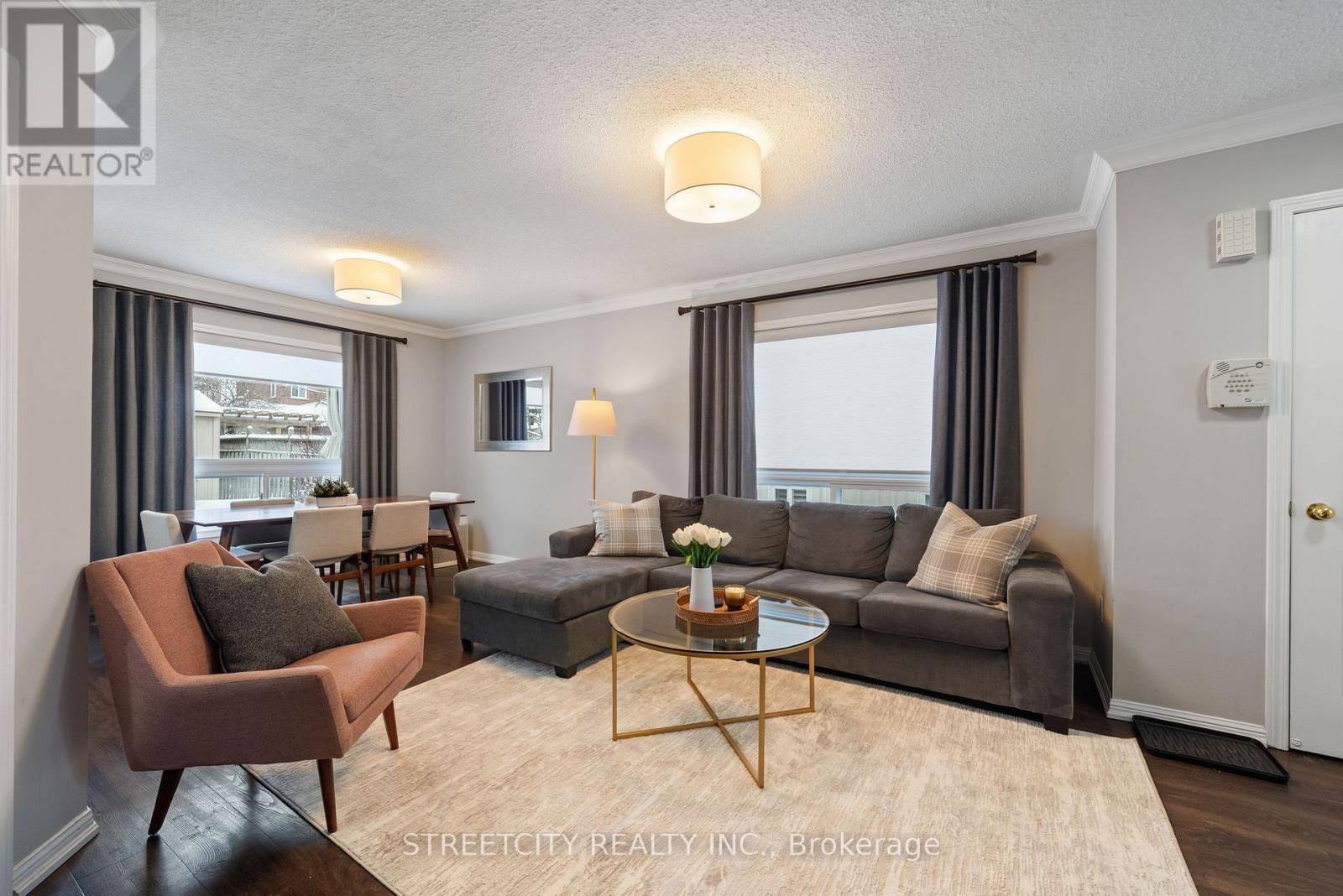 8 Shipley Avenue, Clarington (Newcastle), Ontario  L1B 1M6 - Photo 7 - E13120232