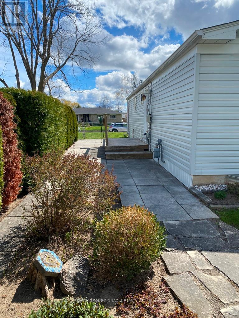 94 Sanderling Crescent, Kawartha Lakes (Lindsay), Ontario  K9V 4N2 - Photo 46 - X13120488