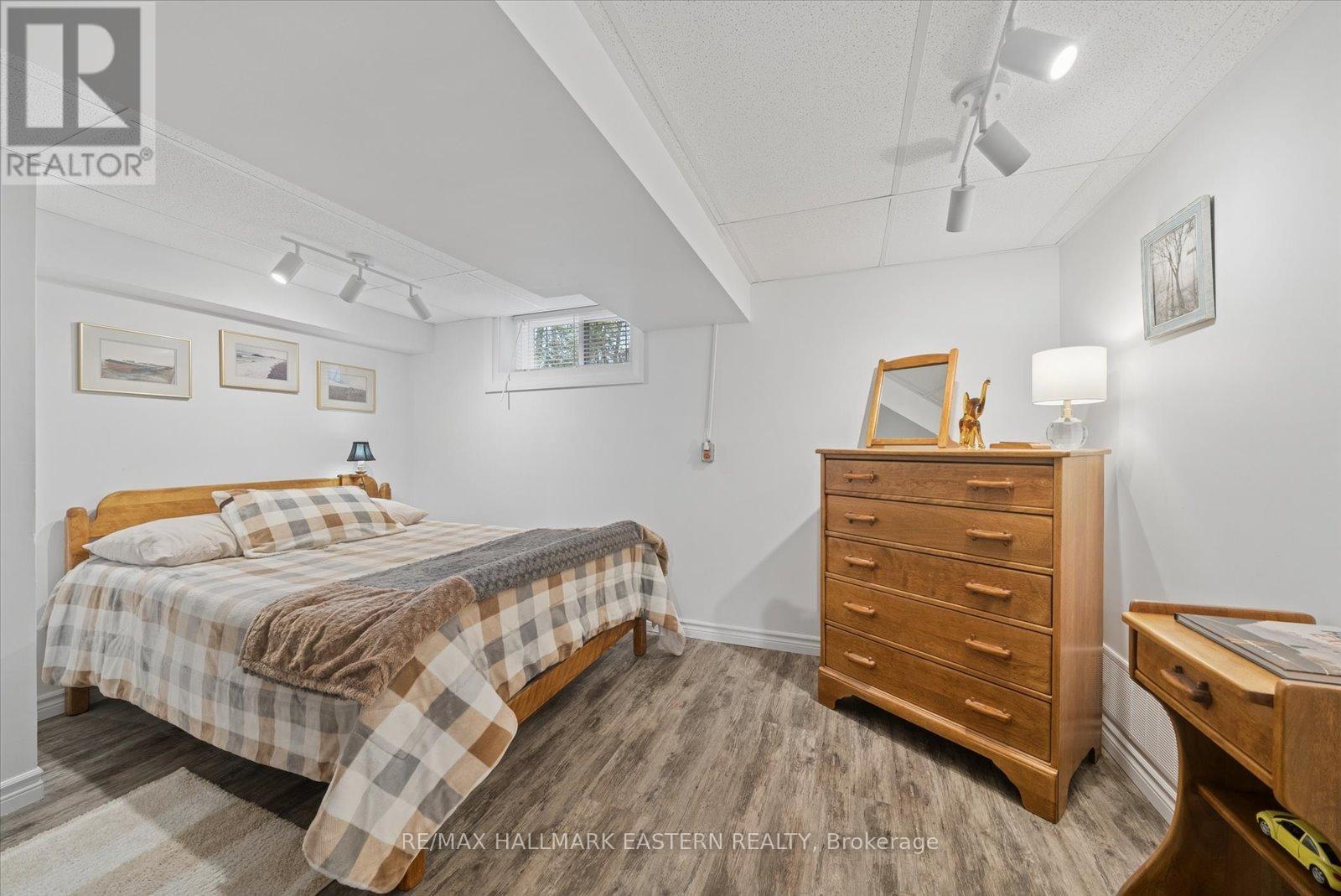 301 Engleburn Avenue, Peterborough (Ashburnham Ward 4), Ontario  K9H 1S8 - Photo 30 - X13120836