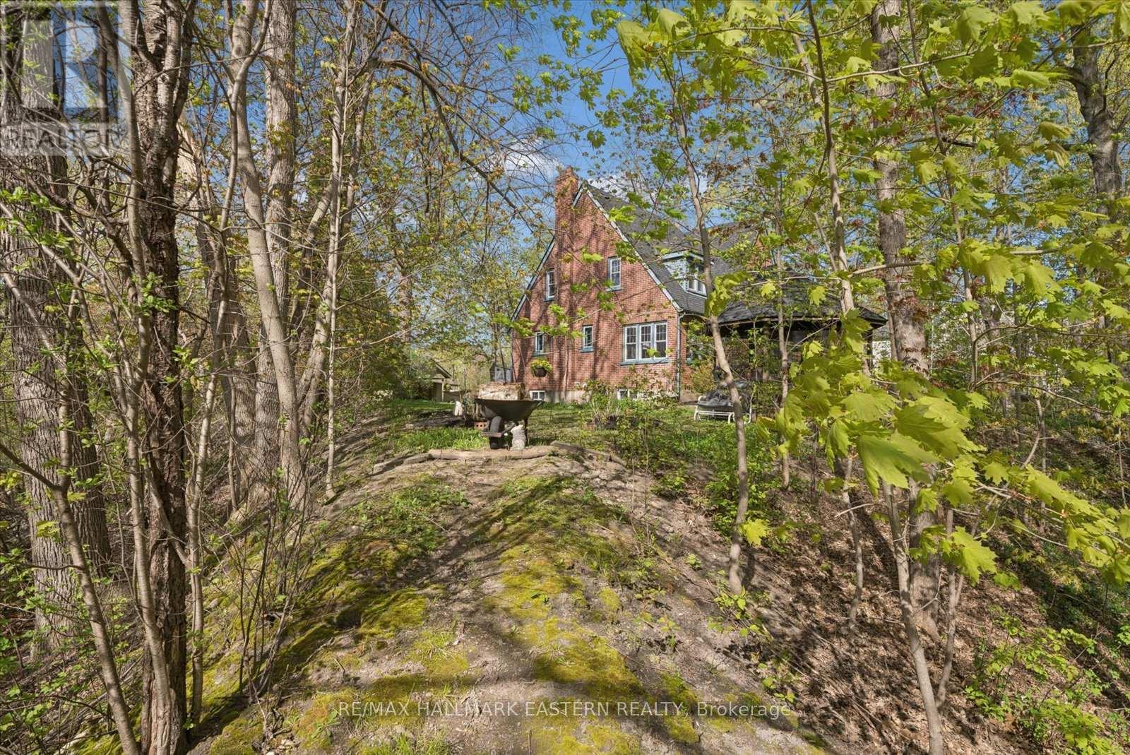 301 Engleburn Avenue, Peterborough (Ashburnham Ward 4), Ontario  K9H 1S8 - Photo 43 - X13120836