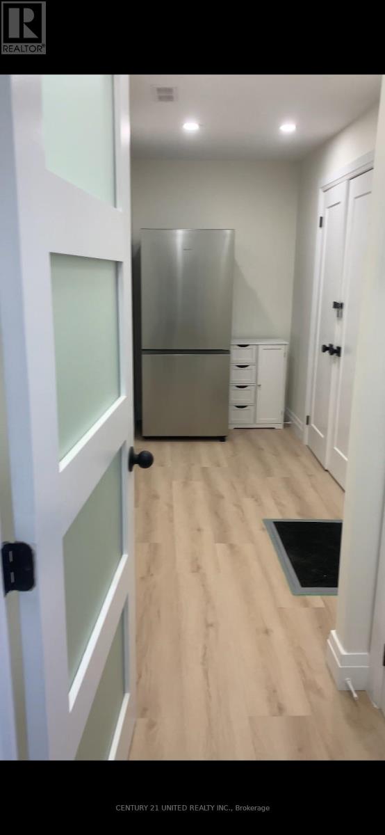 Bedroom 4 - 1630 Hetherington Drive, Peterborough (Northcrest Ward 5), Ontario  K9L 0G6 - Photo 30 - X13121016