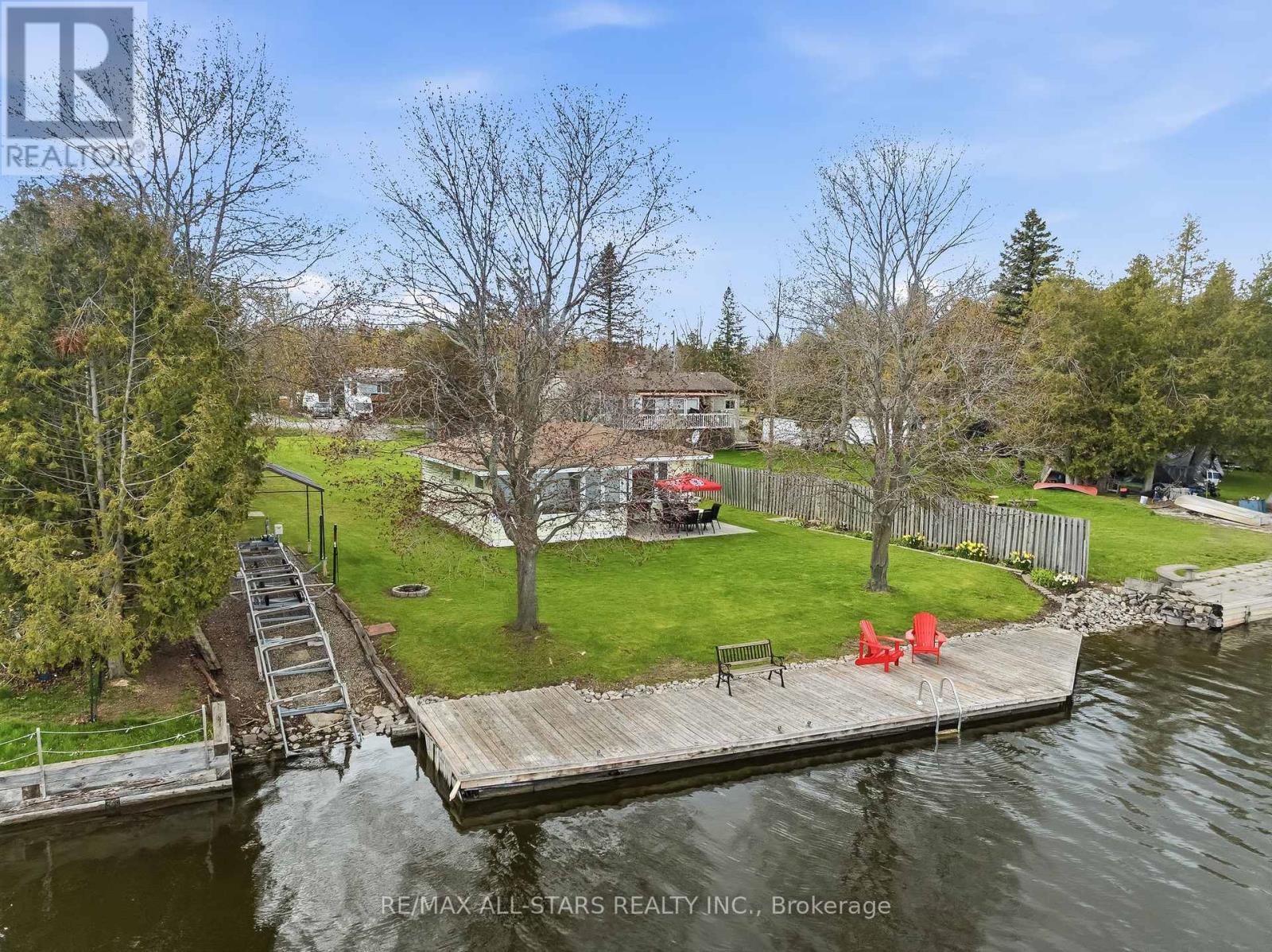 42 Riverside Drive, Kawartha Lakes (Lindsay), Ontario  K9V 0H6 - Photo 3 - X13121038
