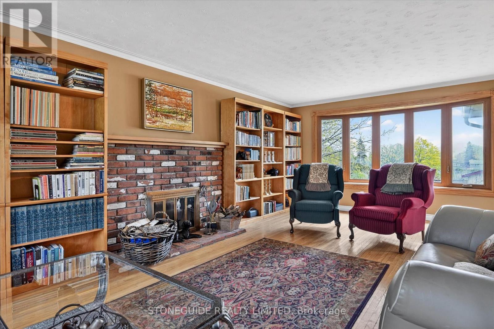 1 Cindy Street, Peterborough (Monaghan Ward 2), Ontario  K9J 6M5 - Photo 7 - X13121456