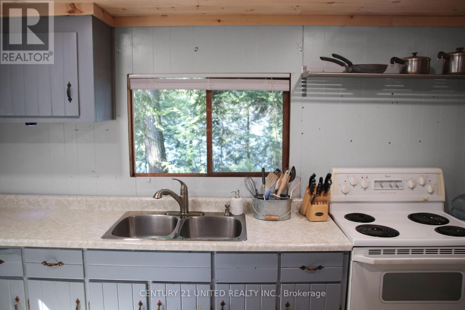812 Island 8 Catchacoma Lake, Trent Lakes, Ontario  K0L 1J0 - Photo 19 - X13121470
