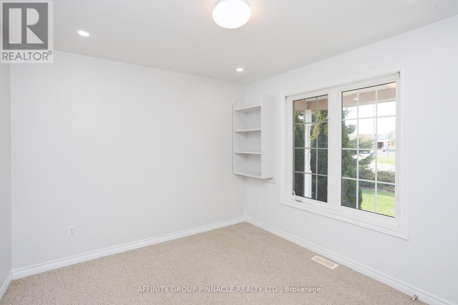 4 Champlain Boulevard, Kawartha Lakes (Lindsay), Ontario  K9V 0H9 - Photo 16 - X13121896