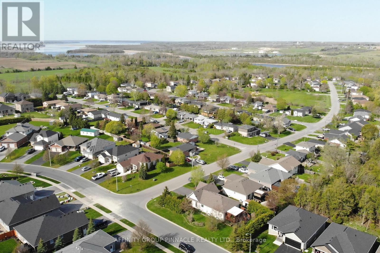 4 Champlain Boulevard, Kawartha Lakes (Lindsay), Ontario  K9V 0H9 - Photo 37 - X13121896