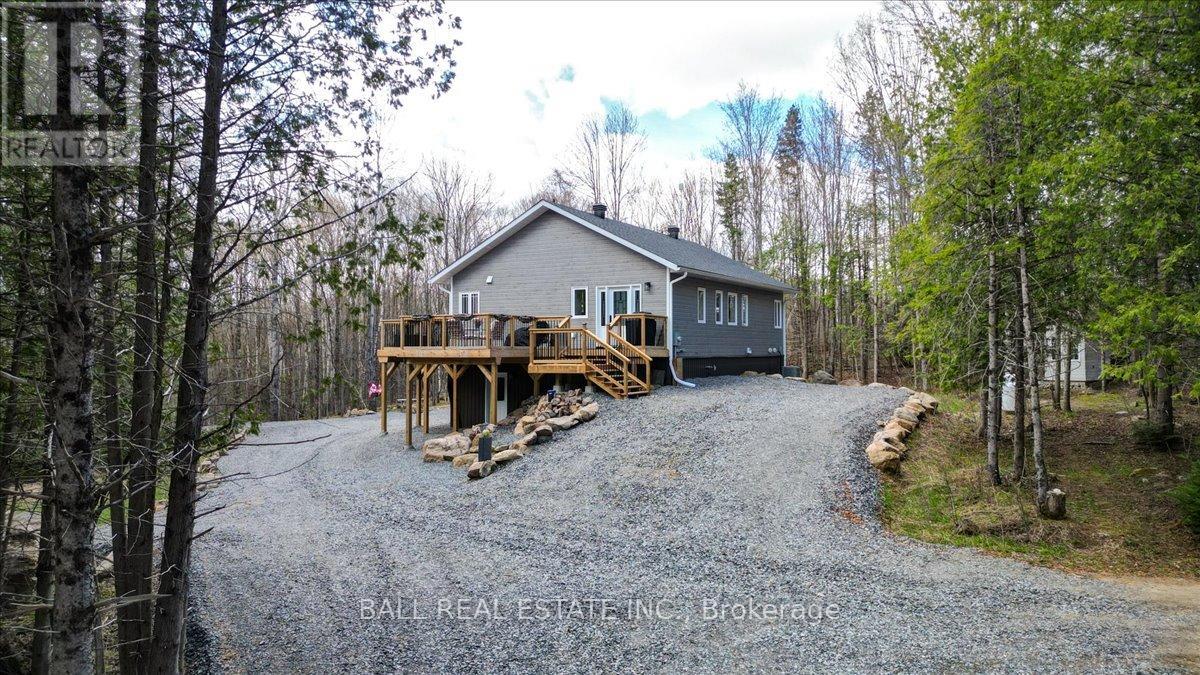 1404 Hybla Road, Hastings Highlands (Monteagle Ward), Ontario  K0L 1C0 - Photo 3 - X13122014