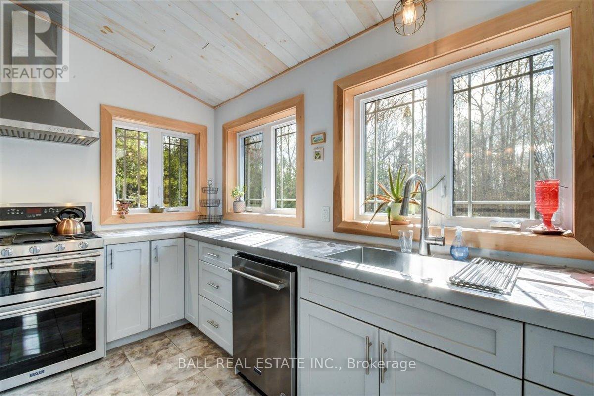 1404 Hybla Road, Hastings Highlands (Monteagle Ward), Ontario  K0L 1C0 - Photo 7 - X13122014