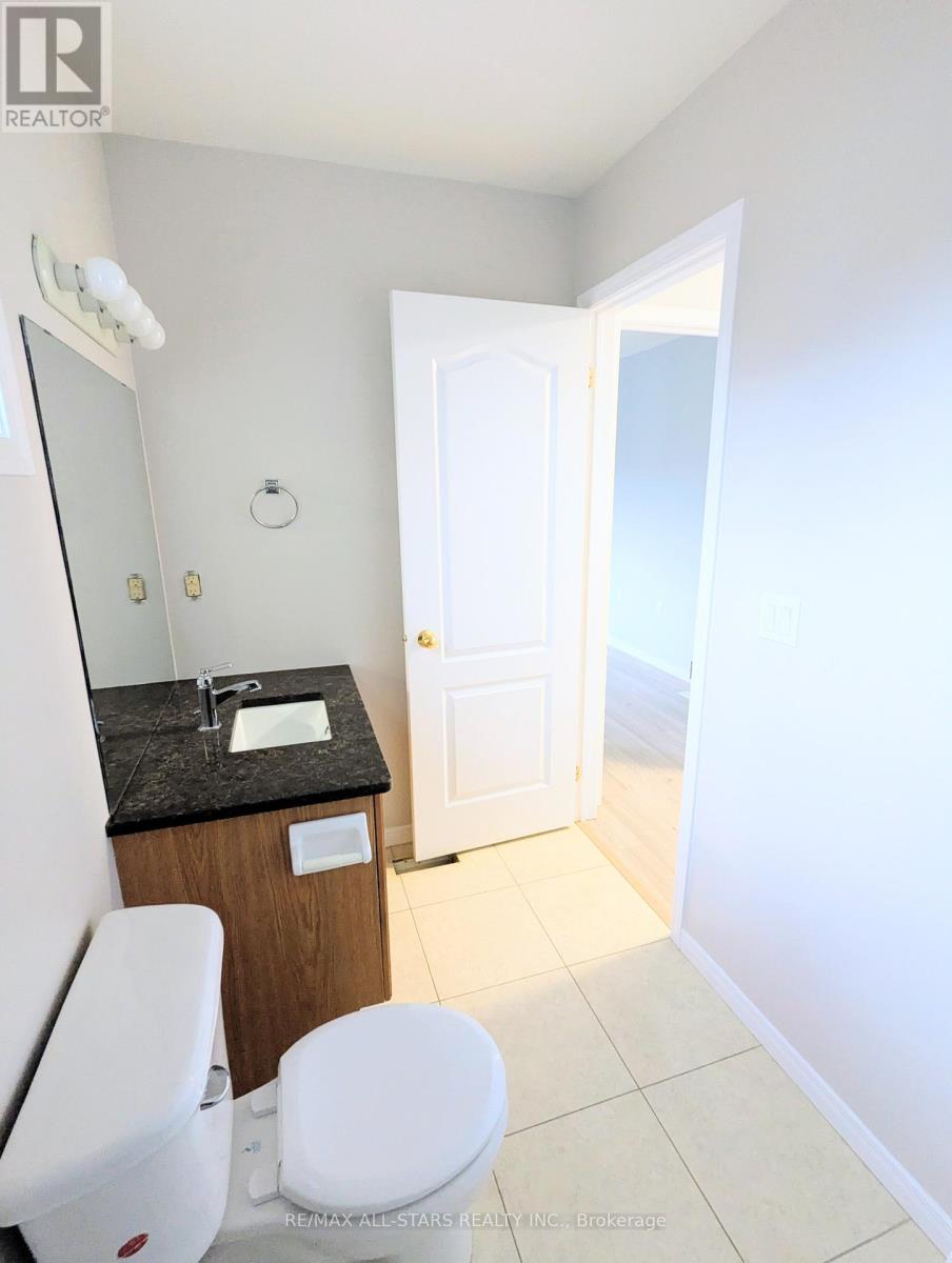 507 Clancy Crescent, Peterborough (Otonabee Ward 1), Ontario  K9K 2S1 - Photo 12 - X13122318