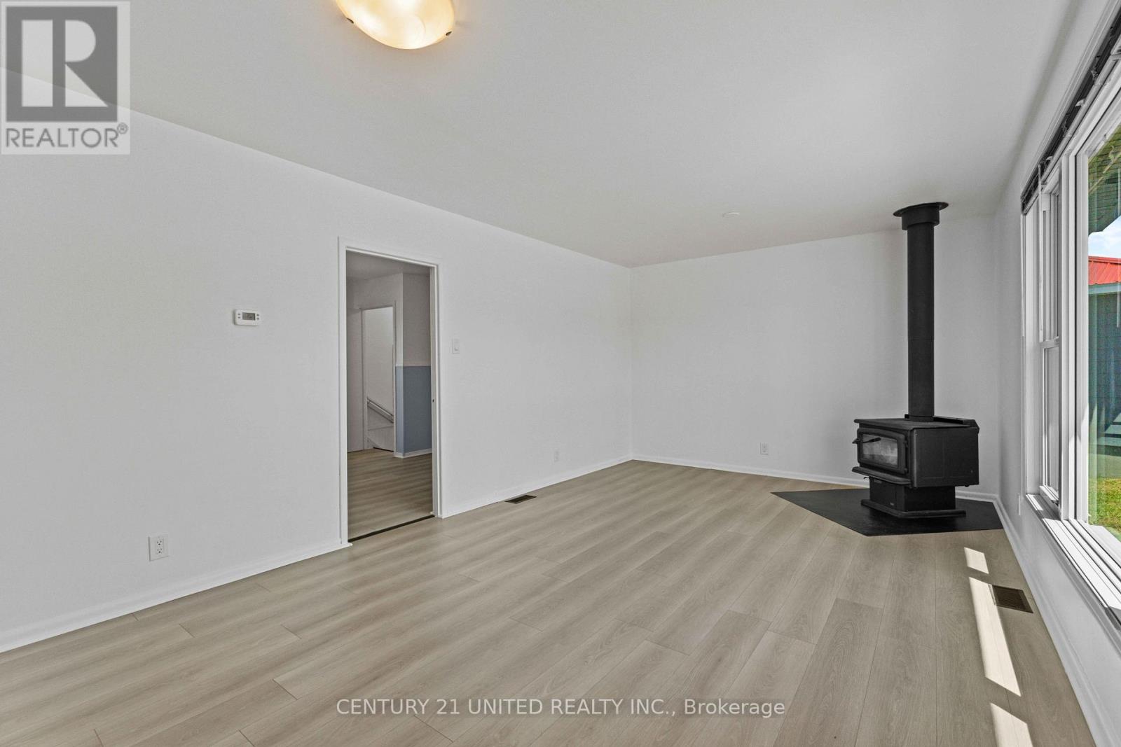 26 Great Oak Street, Highlands East (Bicroft Ward), Ontario  K0L 1M0 - Photo 2 - X13122686