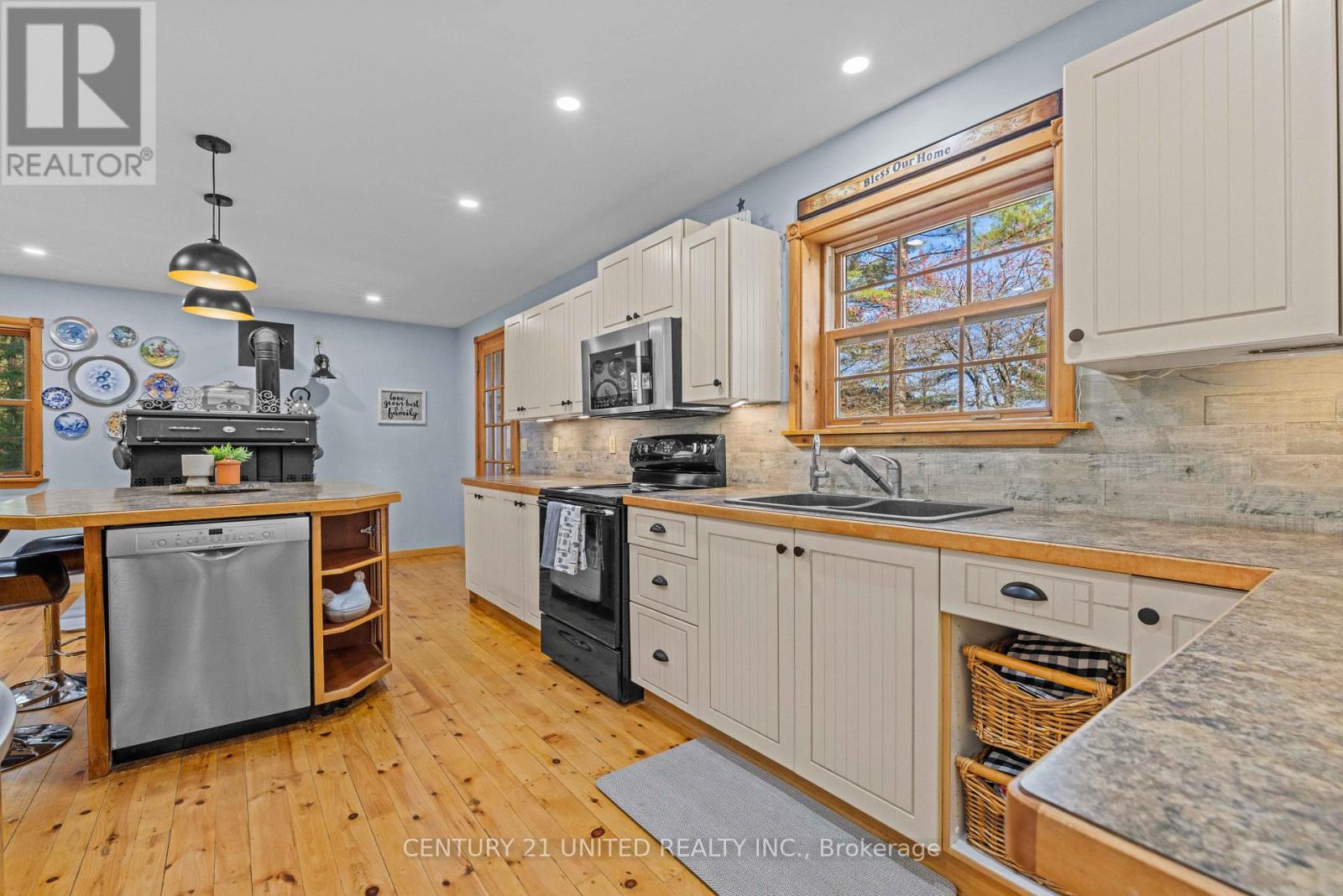 28 Van Luven Lane, Bancroft (Bancroft Ward), Ontario  K0L 1C0 - Photo 10 - X13122762