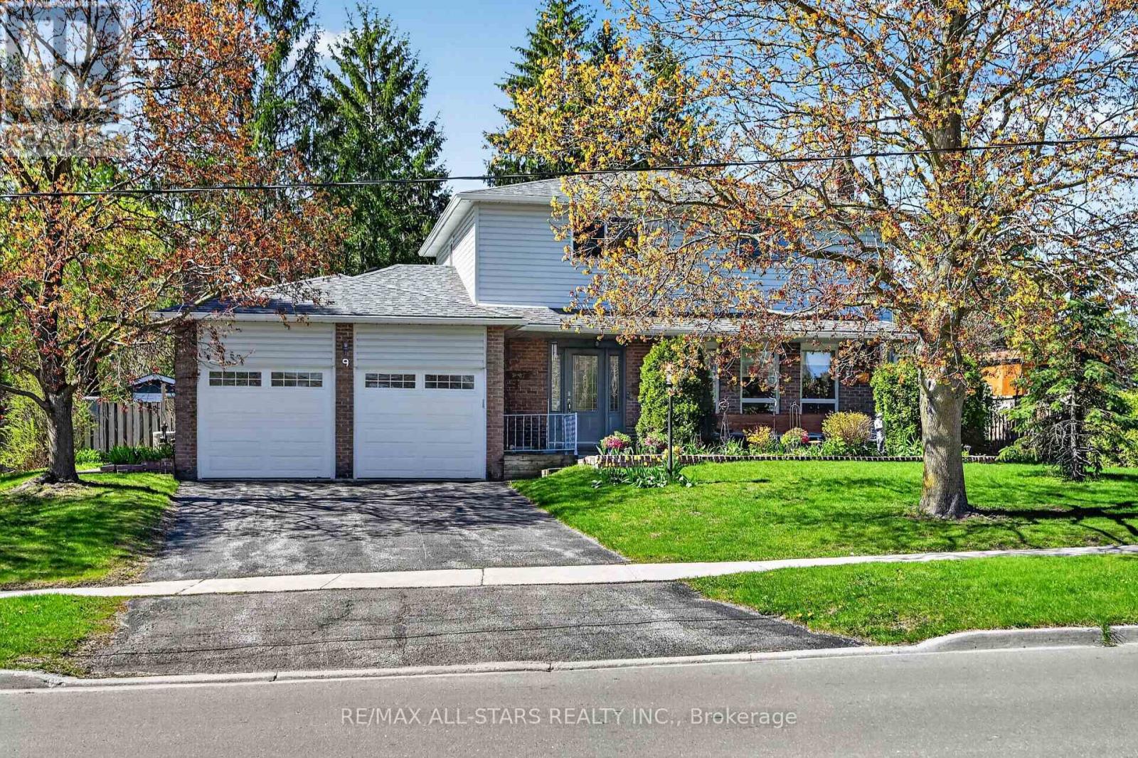 9 Orchard Park Road, Kawartha Lakes (Lindsay), Ontario  K9V 4V3 - Photo 2 - X13122888