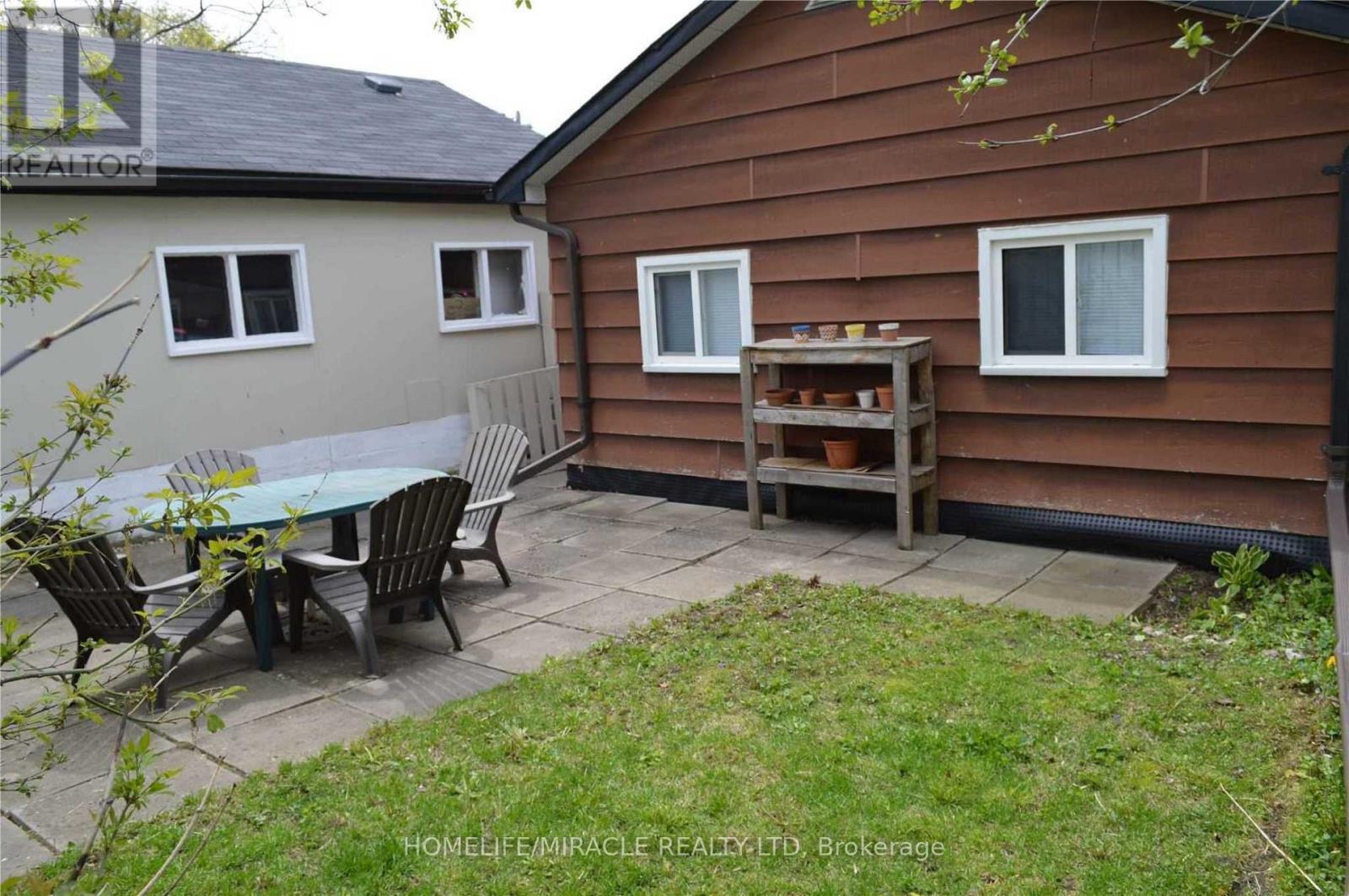 632 Union Street, Peterborough (Town Ward 3), Ontario  K9H 3V5 - Photo 2 - X13123060