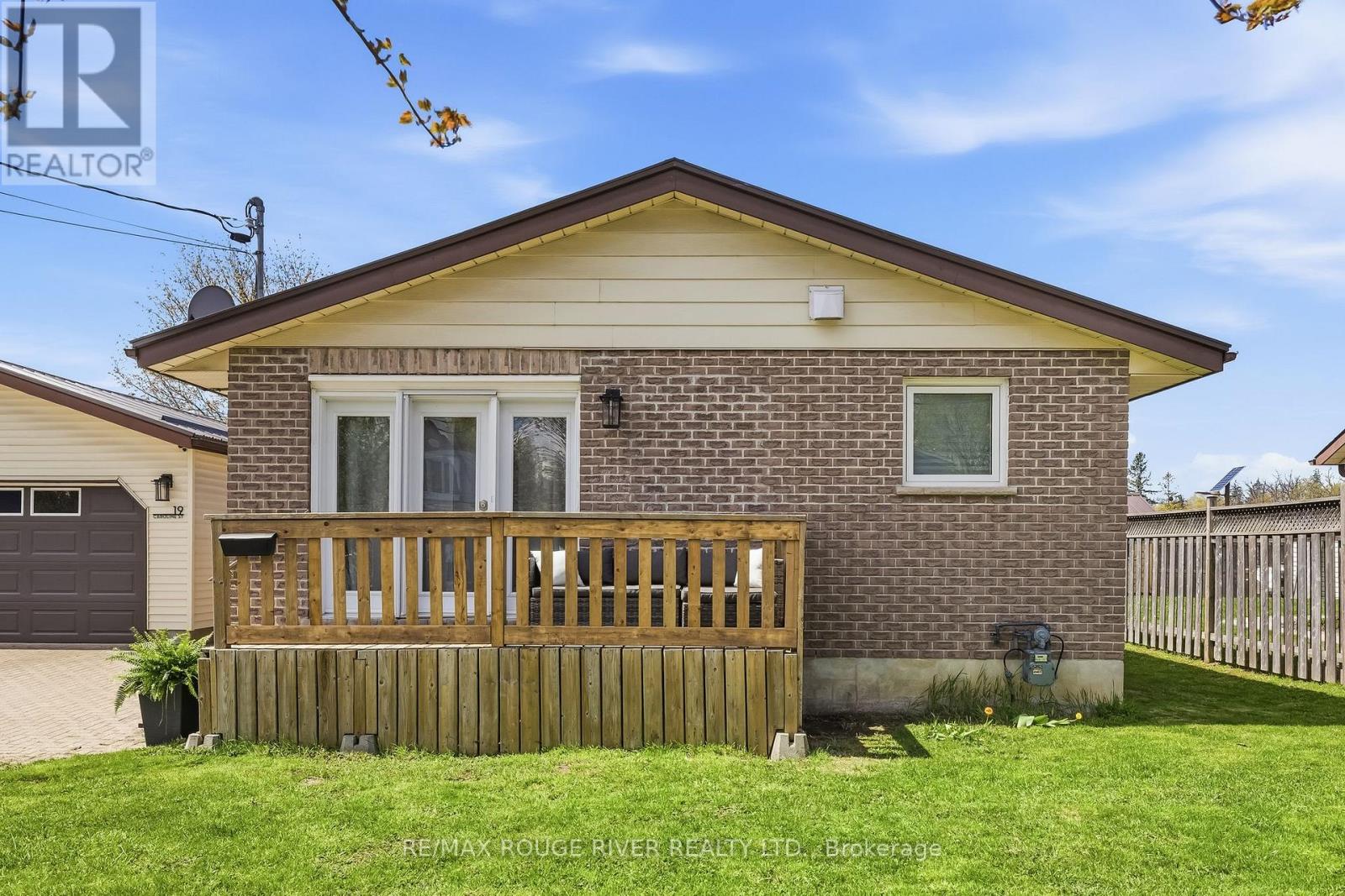 19 Caroline Street, Kawartha Lakes (Lindsay), Ontario  K9V 1T2 - Photo 4 - X13123568