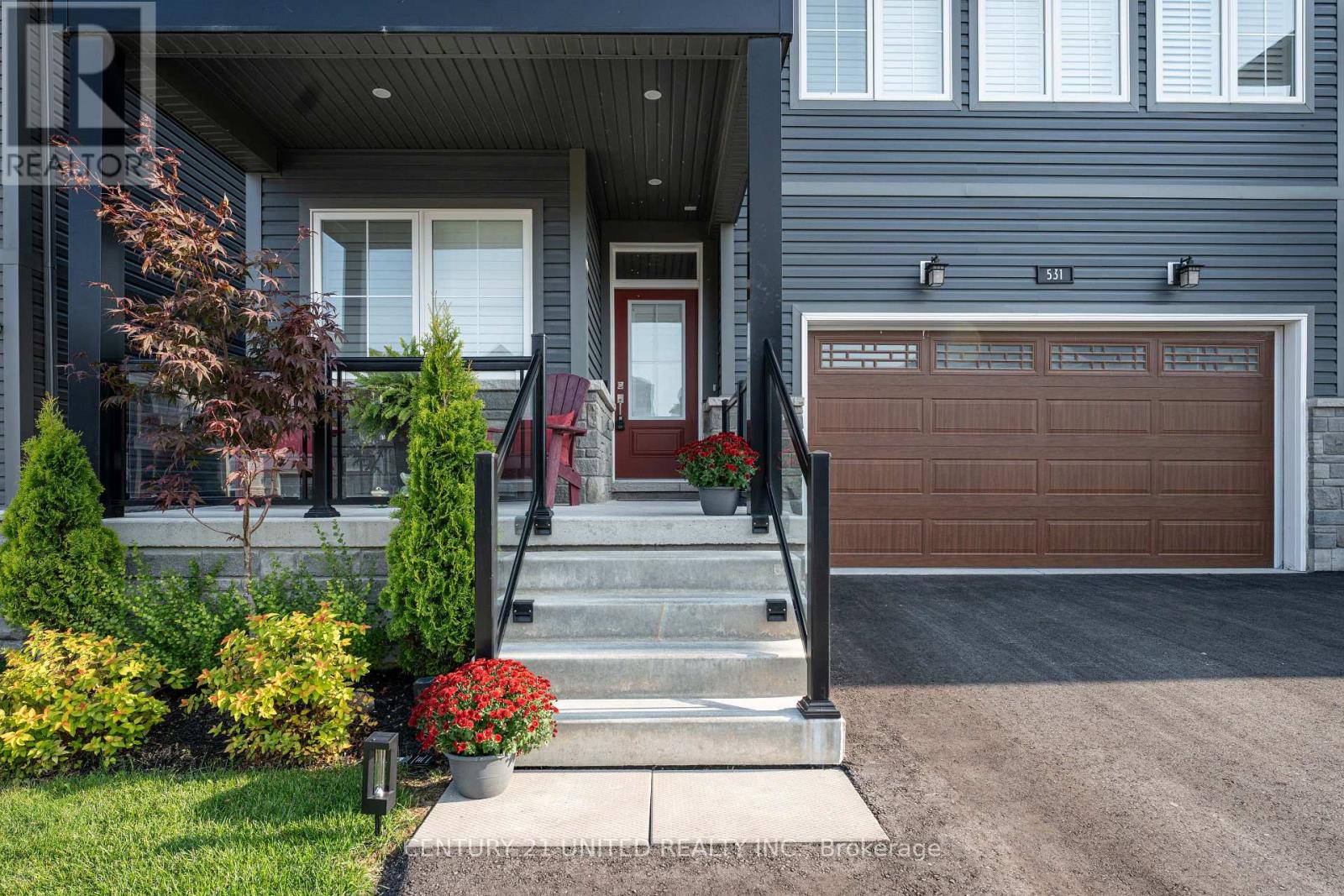 531 Clayton Avenue, Peterborough (Monaghan Ward 2), Ontario  K9K 0G3 - Photo 2 - X13123736