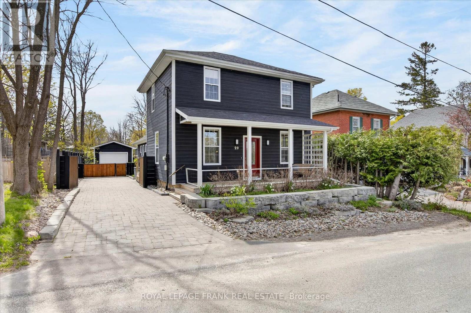 29 CAROLINE STREET, selwyn, Ontario