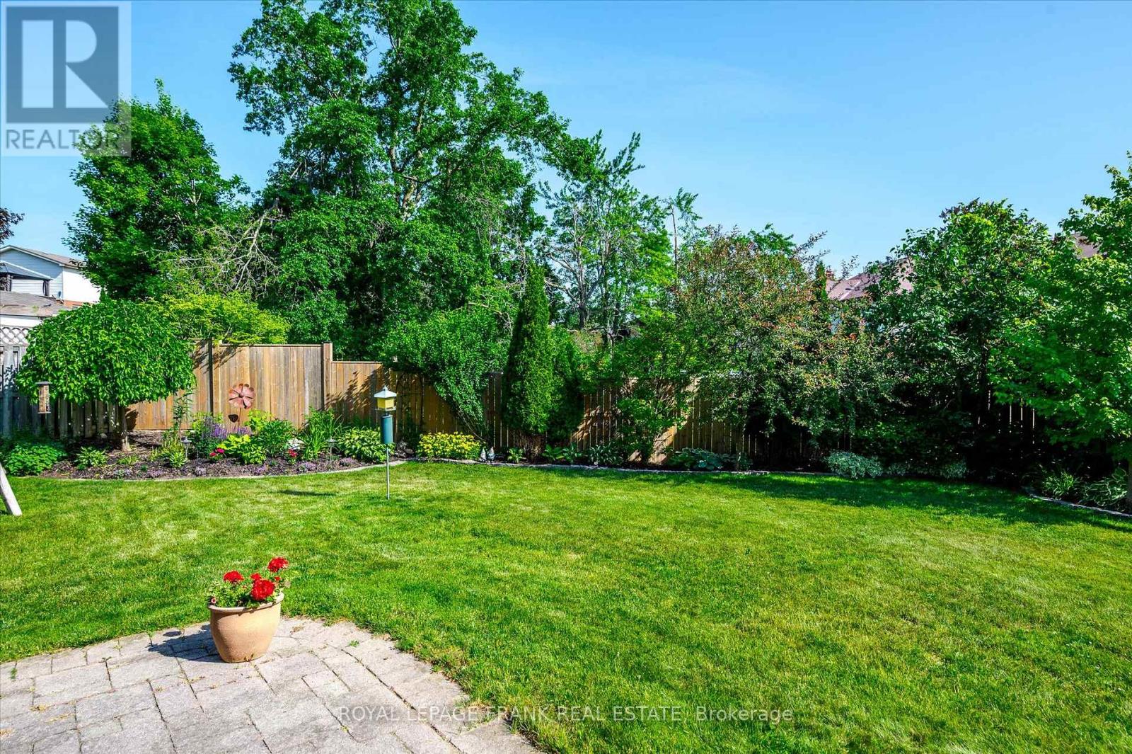 51 Ridgewood Court, Peterborough (Monaghan Ward 2), Ontario  K9J 8A1 - Photo 38 - X13124288