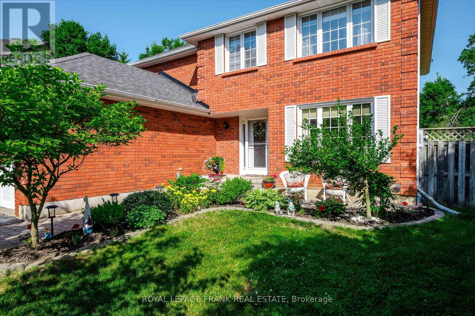 51 Ridgewood Court, Peterborough (Monaghan Ward 2), Ontario  K9J 8A1 - Photo 4 - X13124288