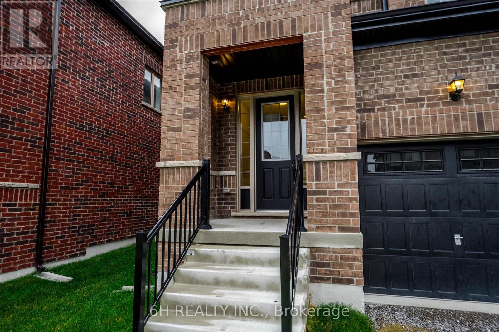 816 Griffin Trail, Peterborough (Monaghan Ward 2), Ontario  K9K 0J4 - Photo 2 - X13124314