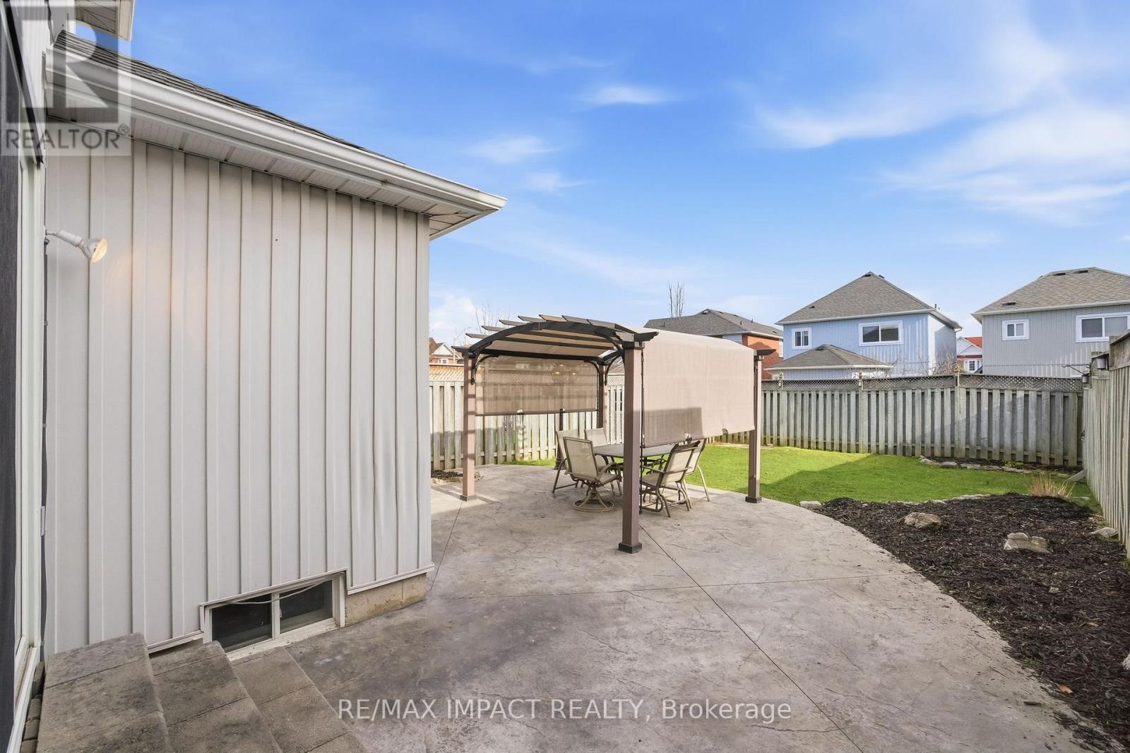 31 Shipley Avenue, Clarington (Newcastle), Ontario  L1B 1M7 - Photo 30 - E13127074