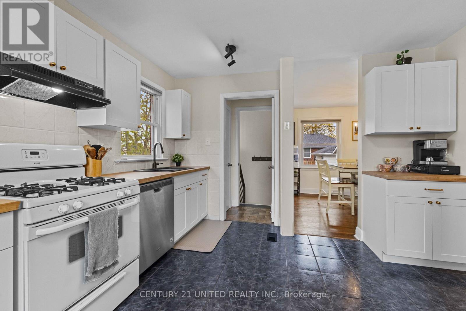 605 Harold Drive, Peterborough (Otonabee Ward 1), Ontario  K9J 3X9 - Photo 7 - X13126686