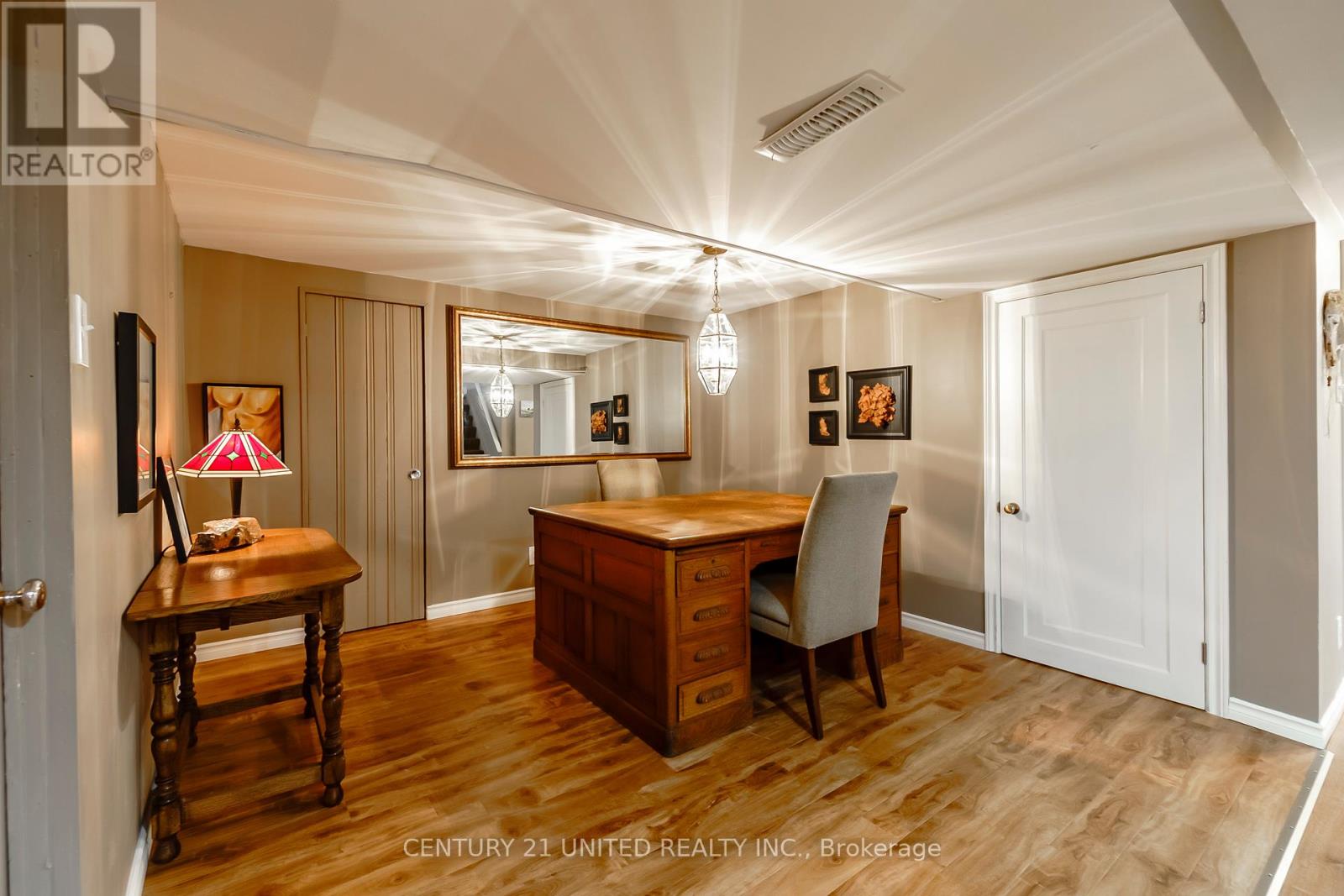 682 Victory Crescent, Peterborough (Town Ward 3), Ontario  K9J 4T3 - Photo 36 - X13126986