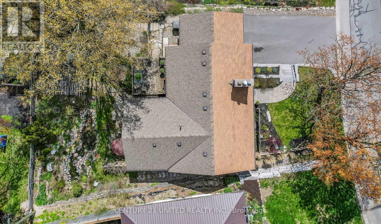 682 Victory Crescent, Peterborough (Town Ward 3), Ontario  K9J 4T3 - Photo 4 - X13126986