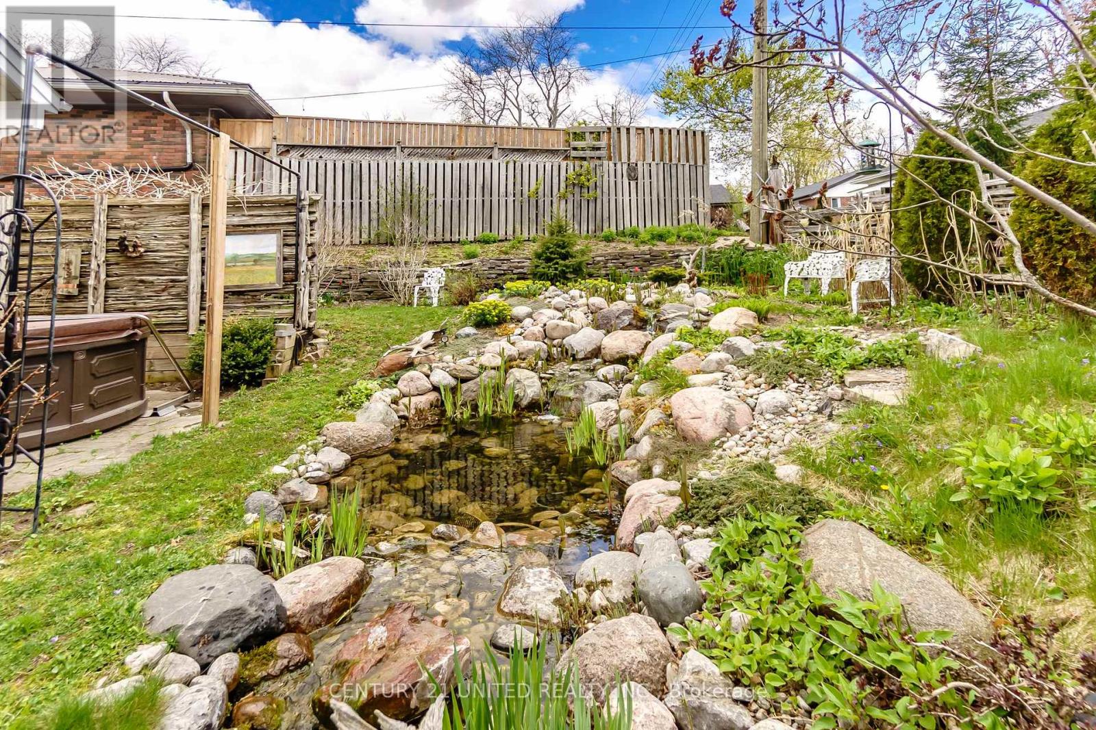682 Victory Crescent, Peterborough (Town Ward 3), Ontario  K9J 4T3 - Photo 46 - X13126986