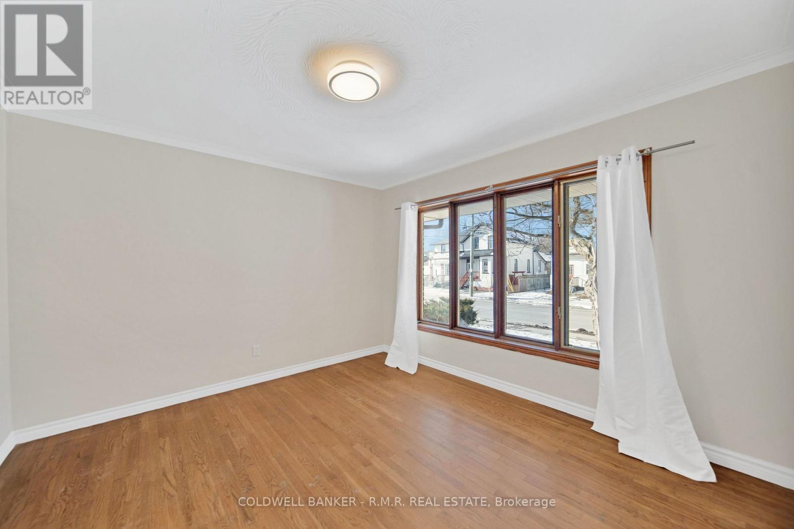 60 Albert Street S, Kawartha Lakes (Lindsay), Ontario  K9V 3H1 - Photo 4 - X13129200