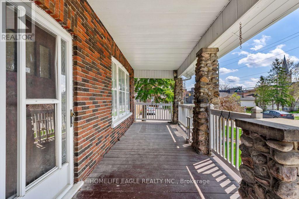 54 Wellington Street, Kawartha Lakes (Lindsay), Ontario  K9V 3N5 - Photo 2 - X13129994