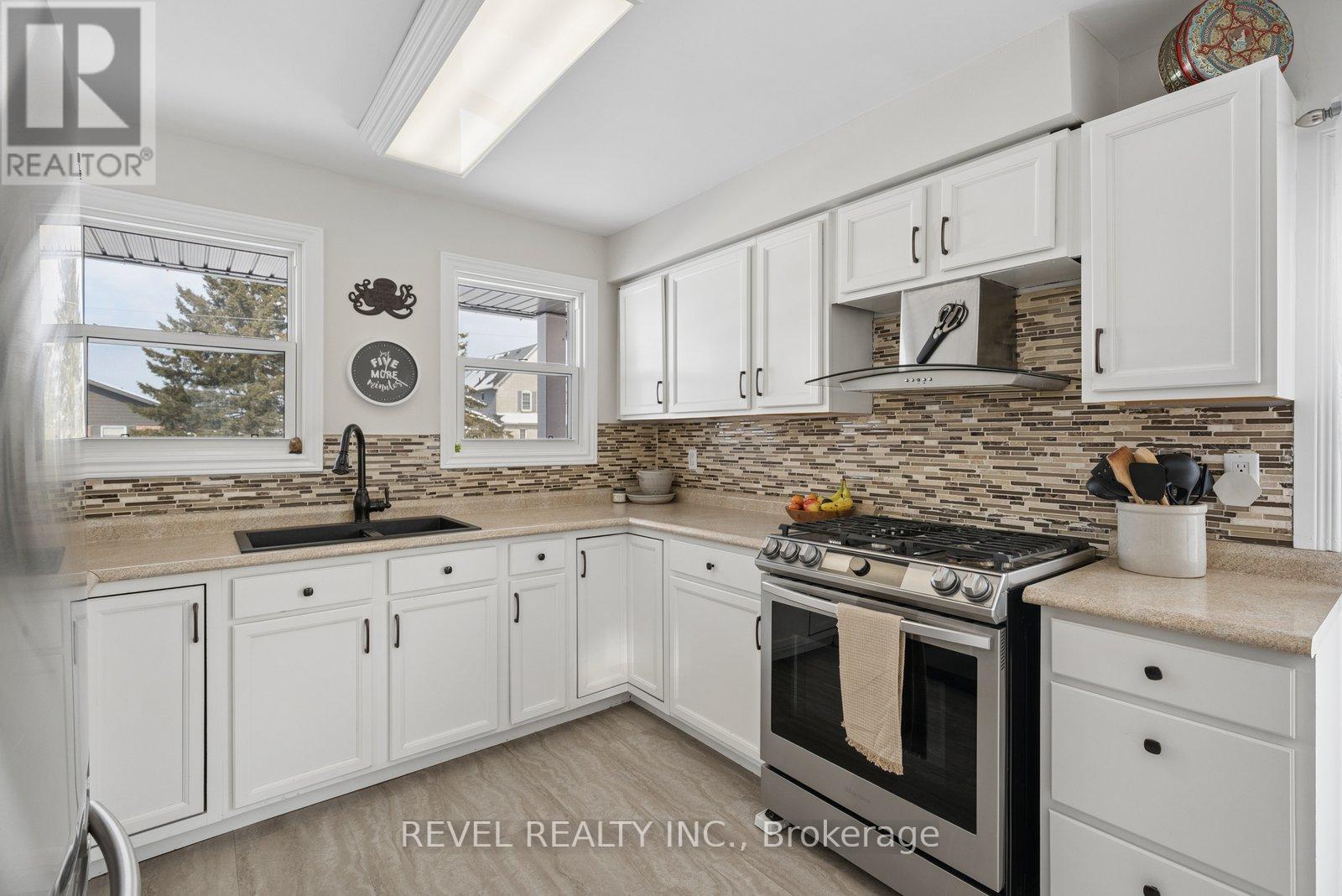 284 Victoria Avenue N, Kawartha Lakes (Lindsay), Ontario  K9V 6A8 - Photo 14 - X13130824
