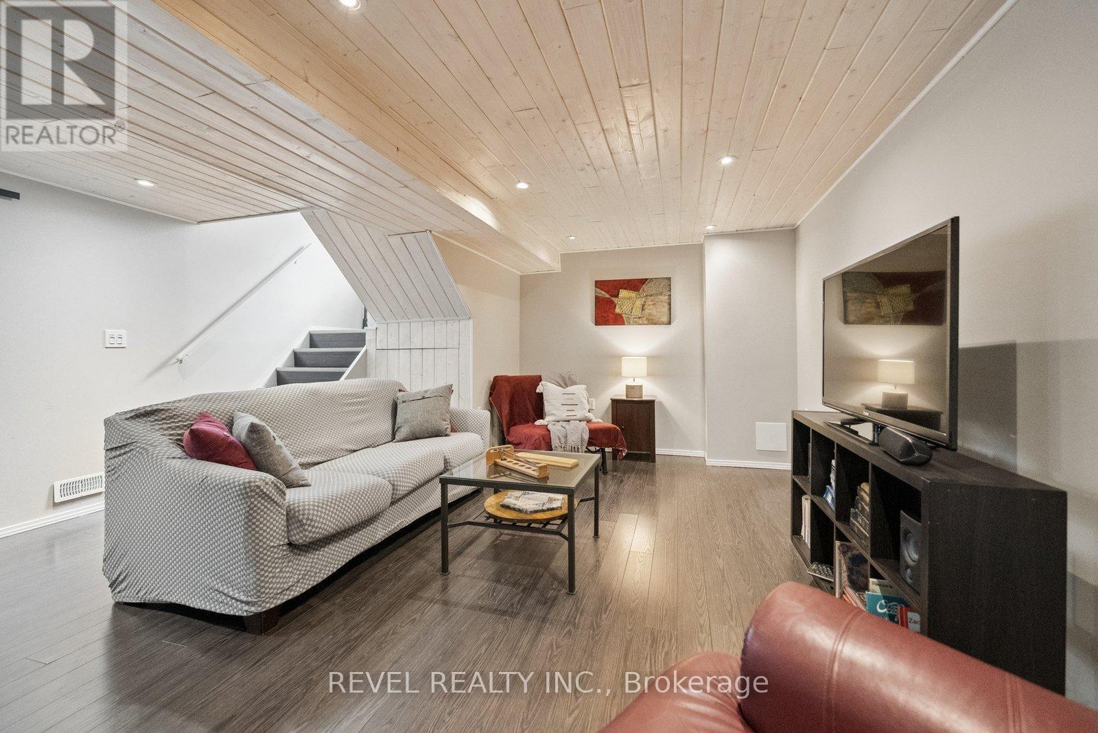 284 Victoria Avenue N, Kawartha Lakes (Lindsay), Ontario  K9V 6A8 - Photo 38 - X13130824