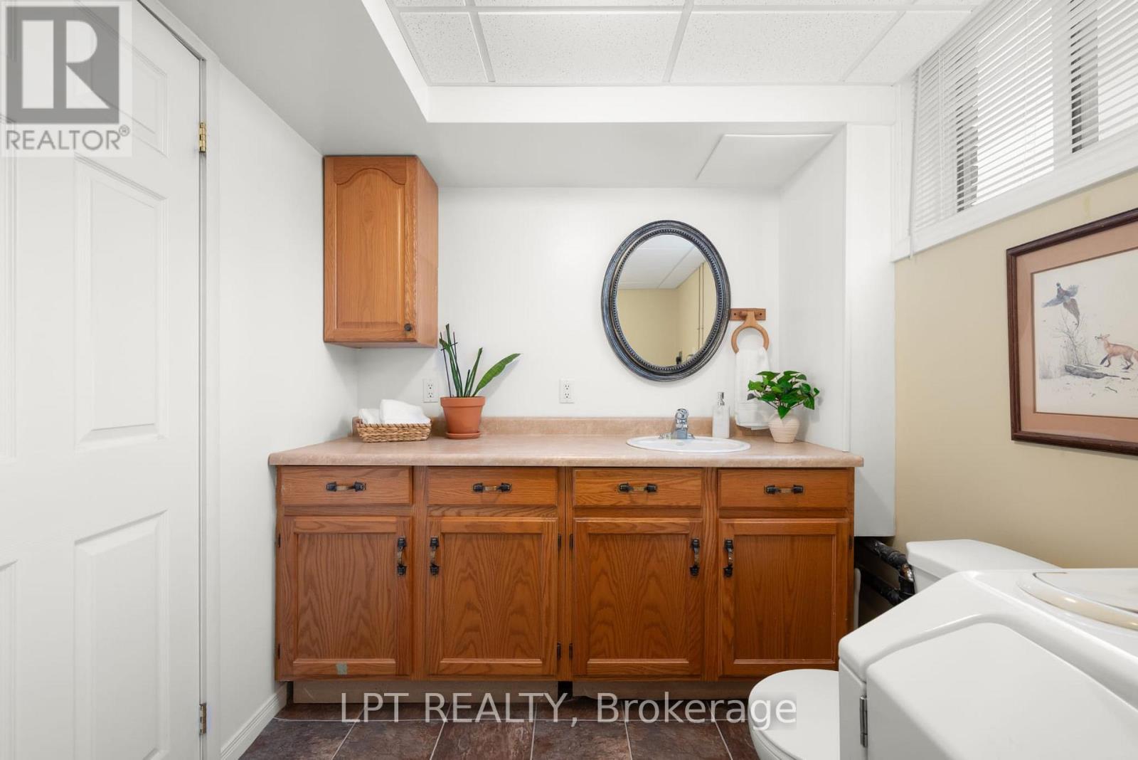 56 St. Patrick Street, Kawartha Lakes (Lindsay), Ontario  K9V 1R5 - Photo 21 - X13131088